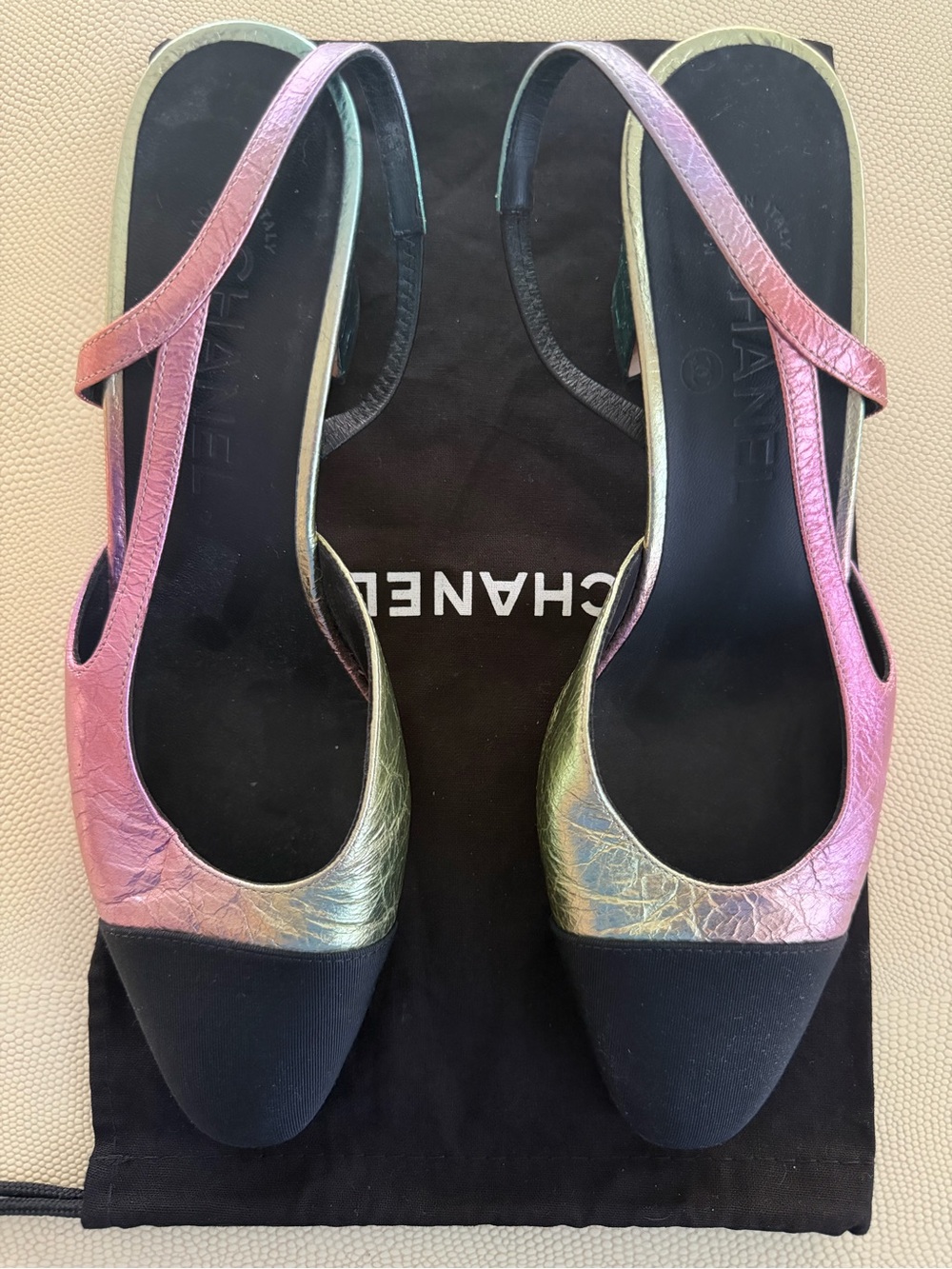 CHANEL Iridescent Pink-Green Slingback Flats with Black Cap Toe super COOL RARE - Picture 2 of 5